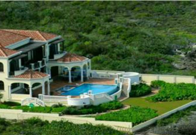 Villa/Dettached house in Island Harbour - Villa Amarilla 5 Bedroom