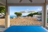 Villa in Limestone Bay - Sandcastle Beach House 4 Bedroom Villa